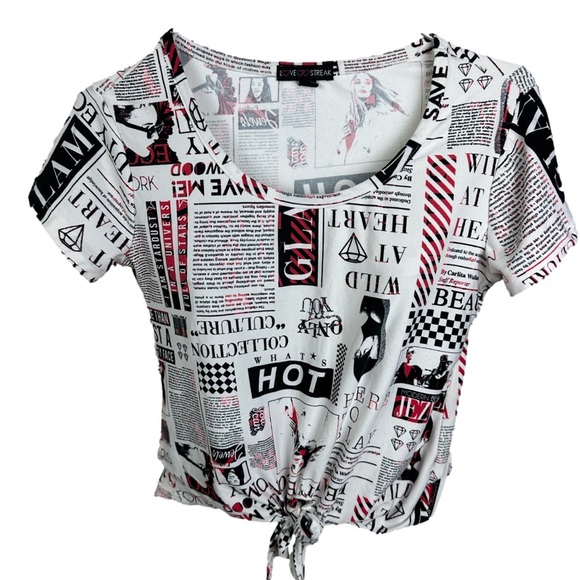 Newspaper short sleeve crop top - Picture 2 of 4